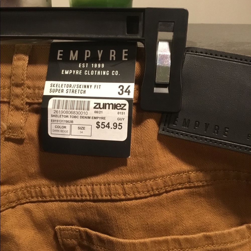 *NEW* Zumiez Size 34 Jeans (brown)
